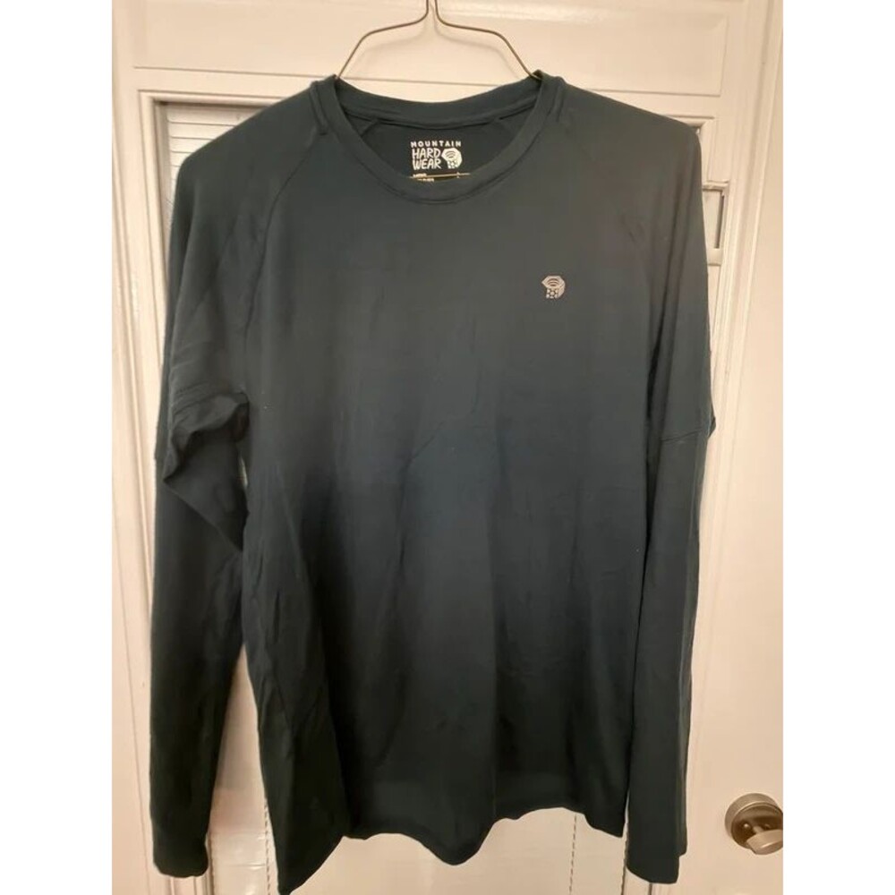 Mountain Hardwear Men’s Large Black Long Sleeve Performance Shirt